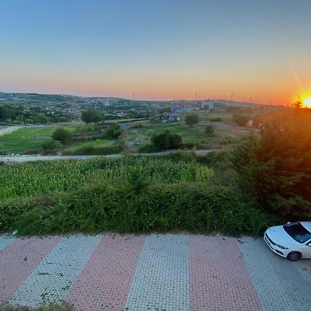 Airport Apartements Arnavutkoy Екстер'єр фото